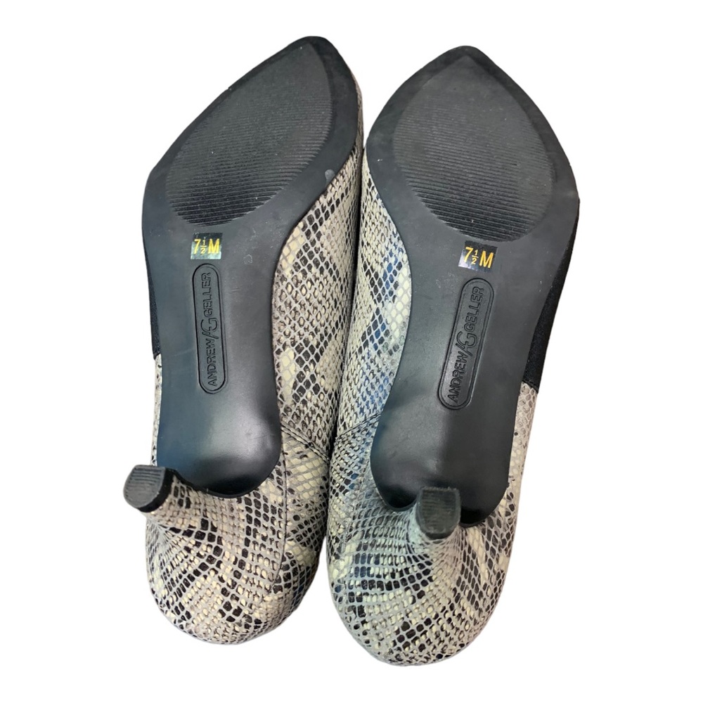 Andrew Geller women's Vienna kitten Heel Booties natural color Snake 7.5 - Picture 2 of 8